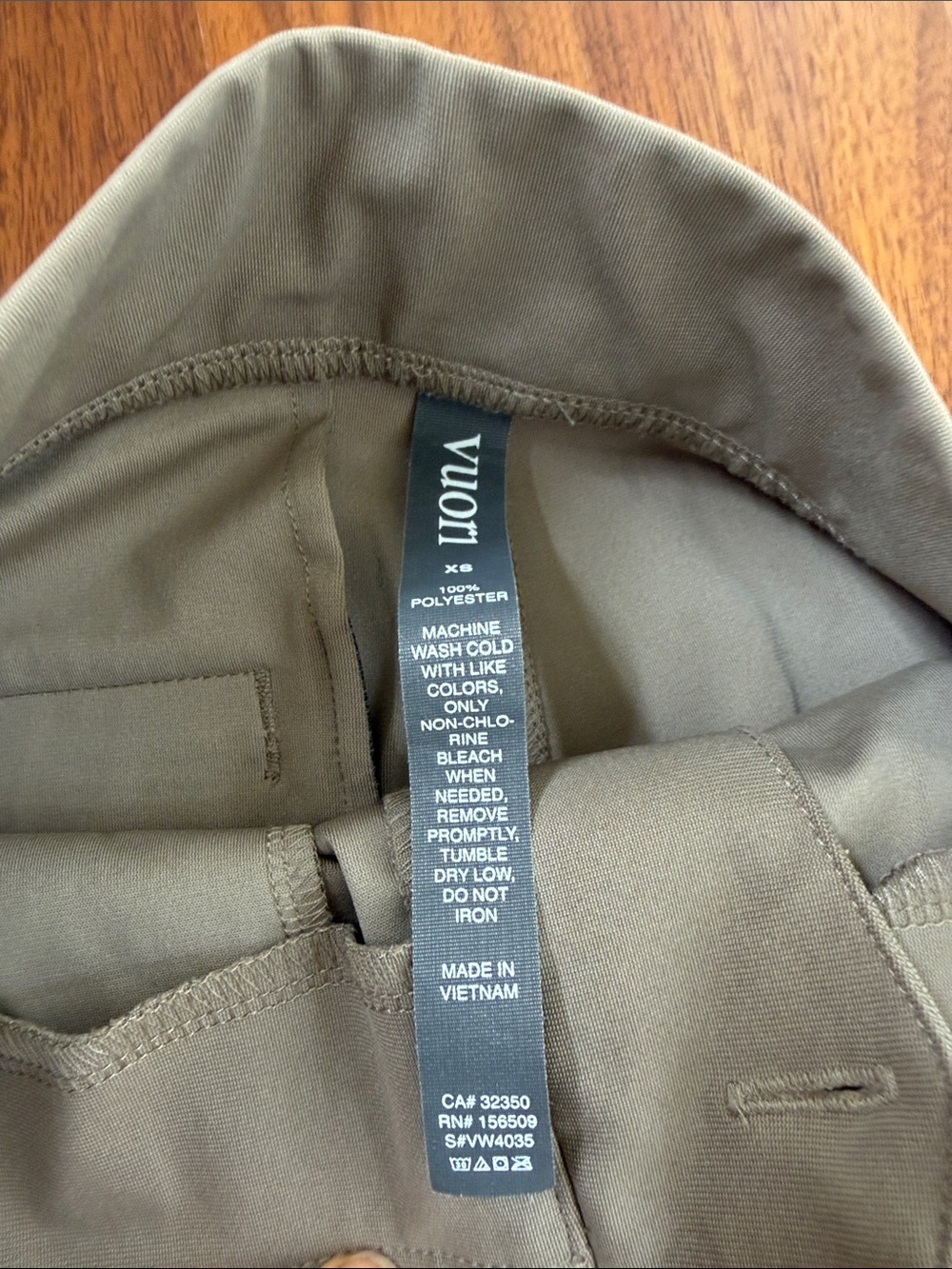 Vuori Meta Wide leg Pants Light Khaki NWOT - Picture 3 of 5